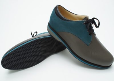 Sportlicher Halbschuh in Rau-/Glattleder-Kombination