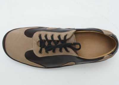 Sportlicher Sneaker in Nubuk und Glattleder